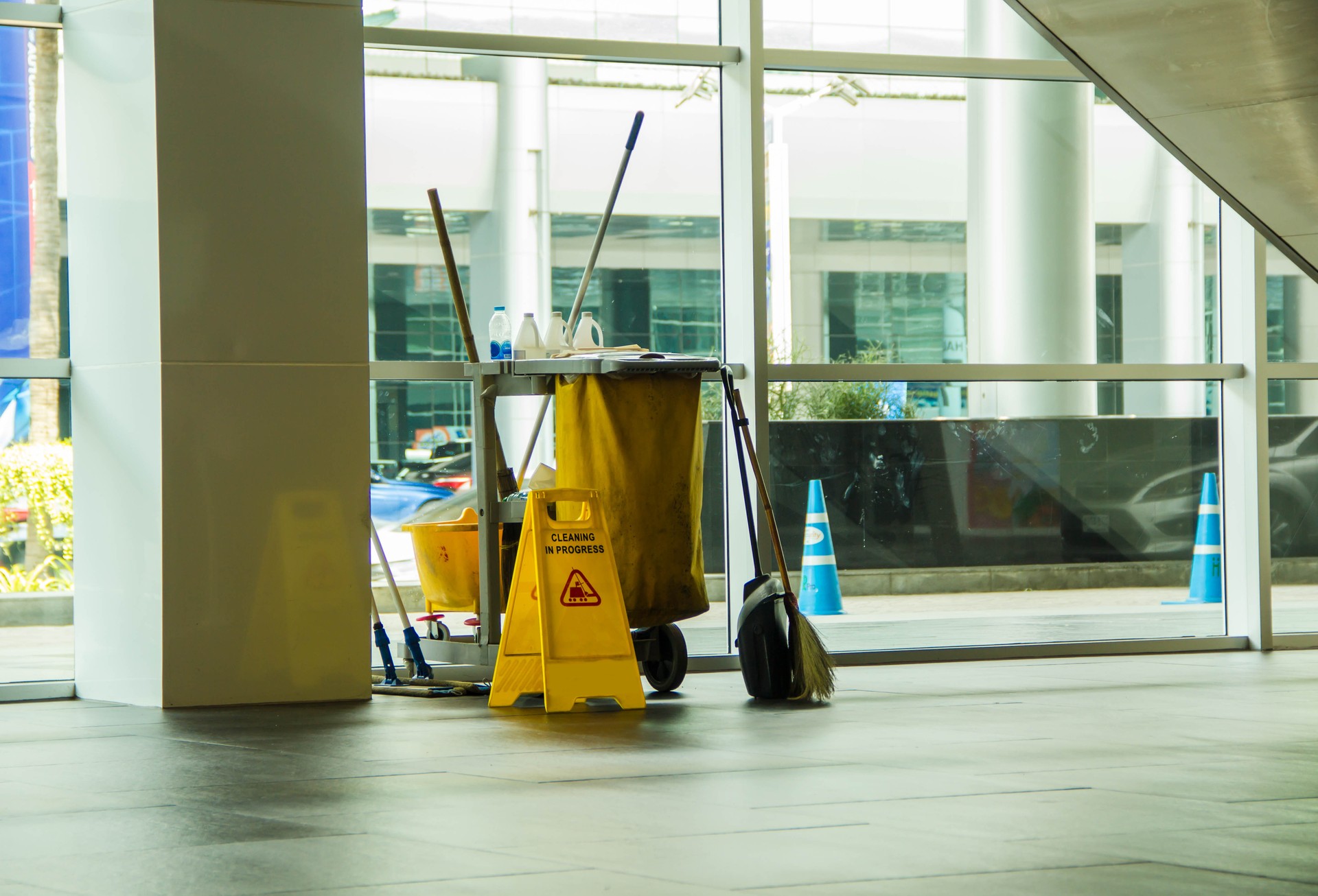 Cleaning tools cart wait for cleaning